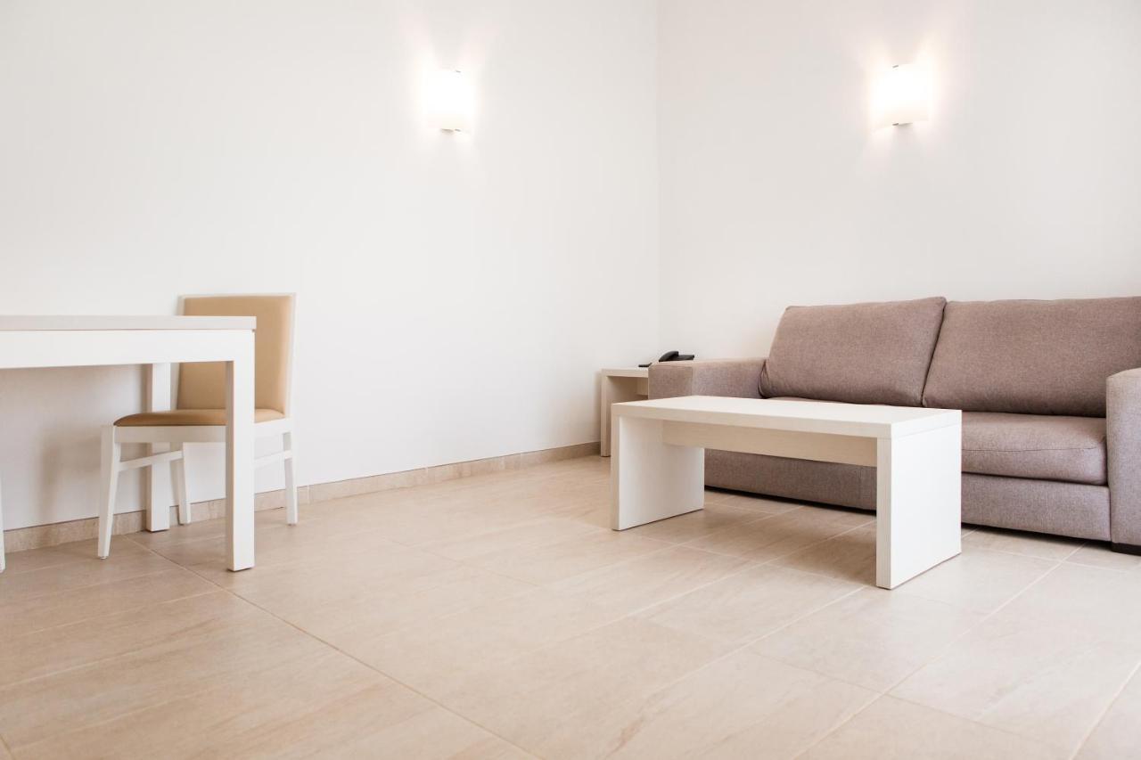 Sagitario Menorca Mar Adults Only Aparthotel Cala en Bosc Exterior photo