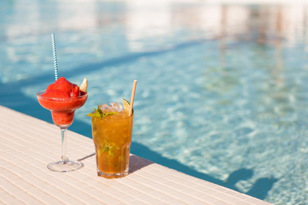 Sagitario Menorca Mar Adults Only Aparthotel Cala en Bosc Exterior photo