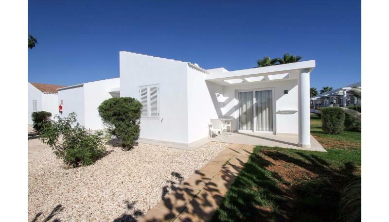 Sagitario Menorca Mar Adults Only Aparthotel Cala en Bosc Exterior photo